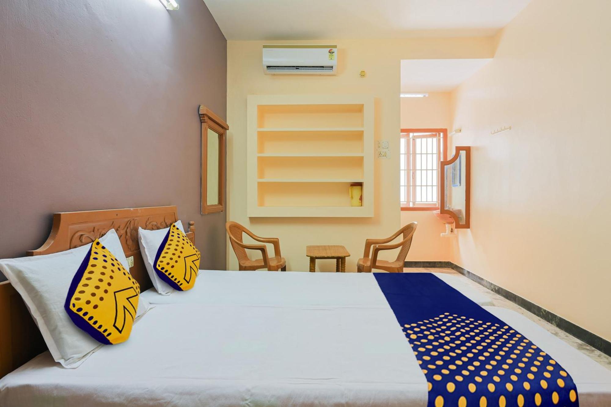 Hotel O Vel Vel Guest House 팔니 외부 사진